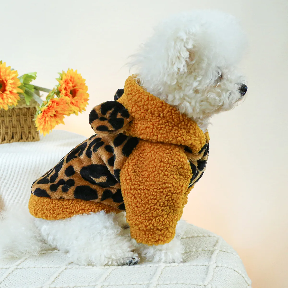 Топли блузи с качулка, за кучета с леопардовым принтом на руното подплата и памучна подплата, запазването на топлина и Комфортно палто с леопардовым принтом, облекло за кутрета - 3