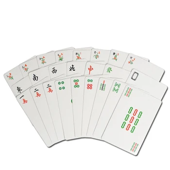 Водоустойчив Набор от карти за игра на Mahjong с 2 с акрилни Кубчета За Пътуване Преносим Mahjong Покер Пластмасови Мини-Карта Семейни Вечерни Игри