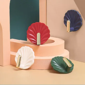 Креативен луксозен пластмасов кухненски кука, без перфорация, самоклеящийся, Декоративни стенни куки, 4 бр.
