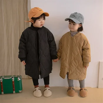 Новост 2023 г., зимни детски модни ежедневни ватирани палта със средна дължина, за момчета и момичета, плътен топъл дълъг тренч, връхни дрехи